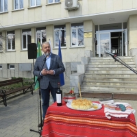 Обновената сграда на Районно управление – Севлиево и жилищен блок №4 в ж.к. „Митко Палаузов“ бяха официално открити днес